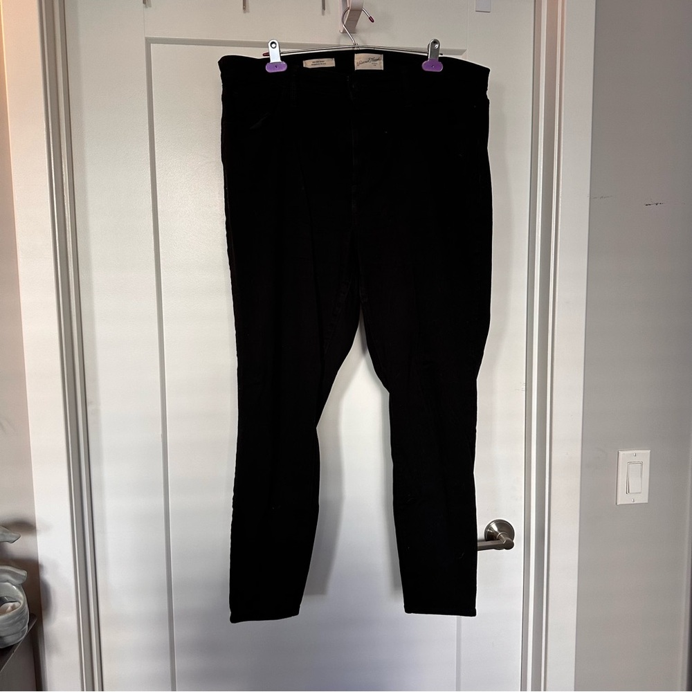 Universal Thread High Rise Skinny Leg Jeans